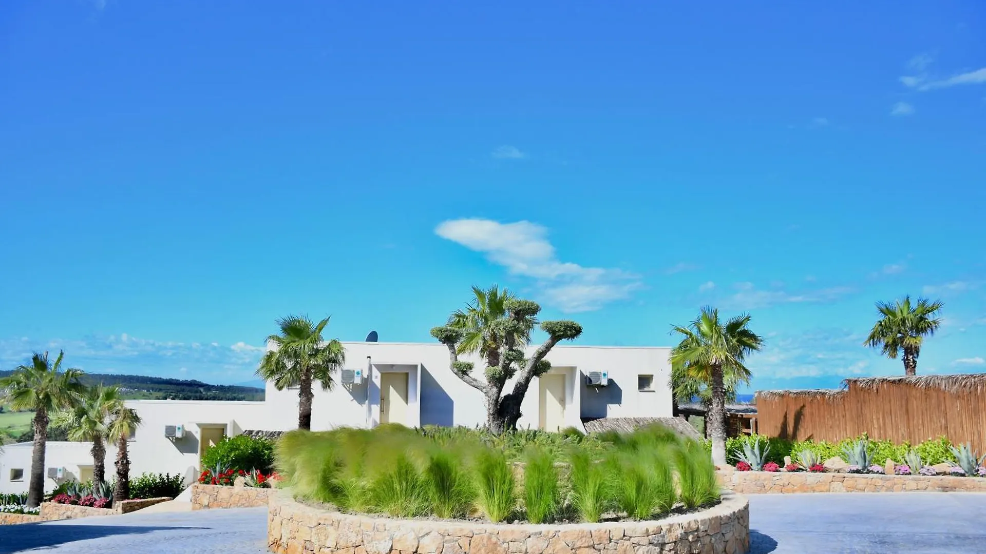 Hotel Sanimar By Mono Alex Kassandria