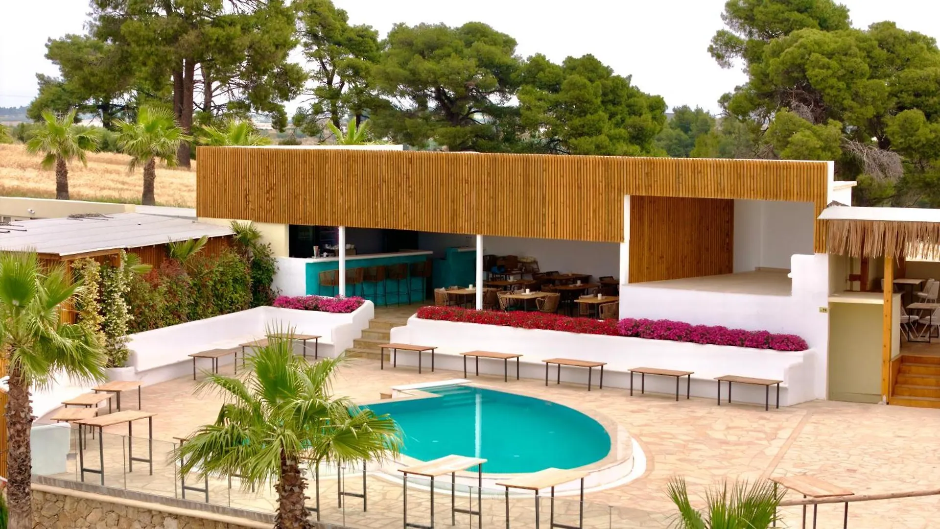 Hotel Sanimar By Mono Alex Kassandria