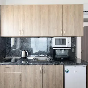 Ξενοδοχείο με διαμερίσματα Grand Dodo's Triada Seaview, Αγία Τριάδα