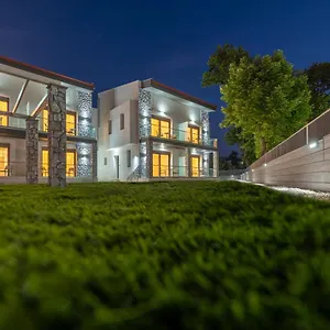 Ξενοδοχείο με διαμερίσματα Alpe Luxury Penelope Collection, Ολυμπιάδα