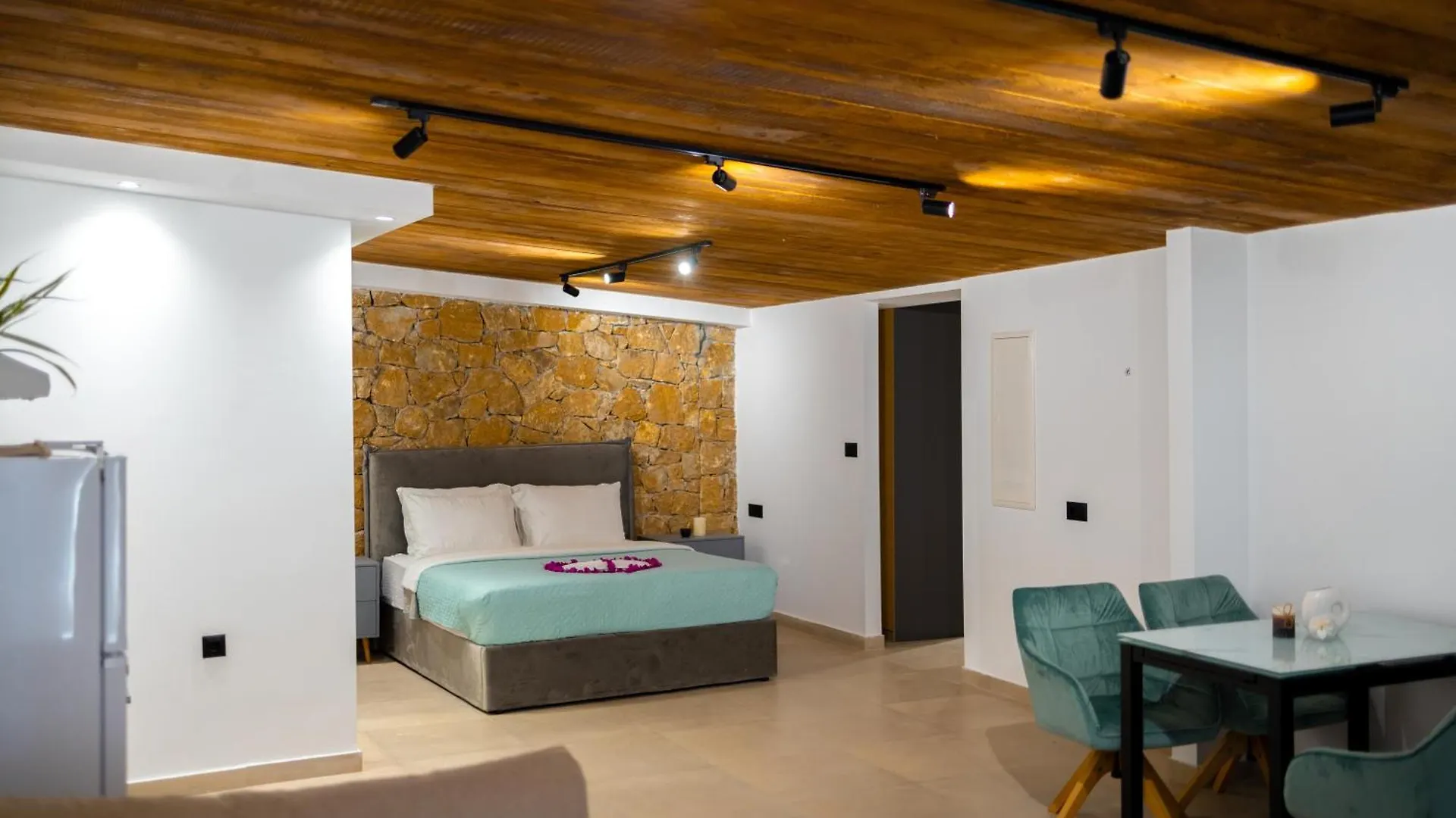 Sanimar By Mono Alex Hotel Kassandria